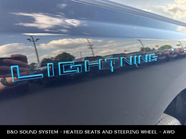 Photo of 2025 Agate Black Metallic Ford F-150 Lightning
