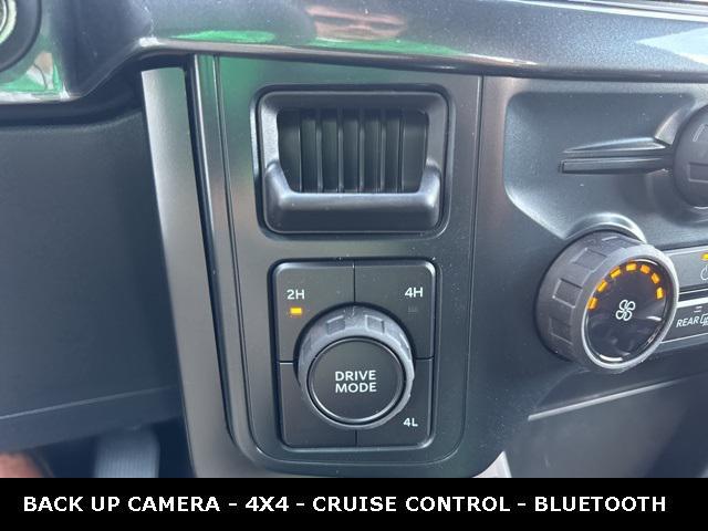 Photo of 2025 Agate Black Metallic Ford F-150