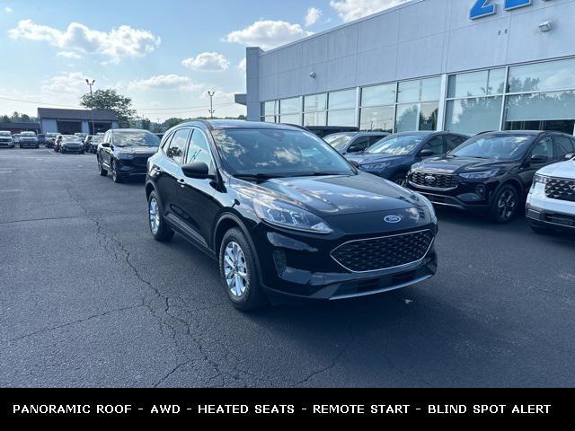 Photo of 2022 Agate Black Metallic Ford Escape