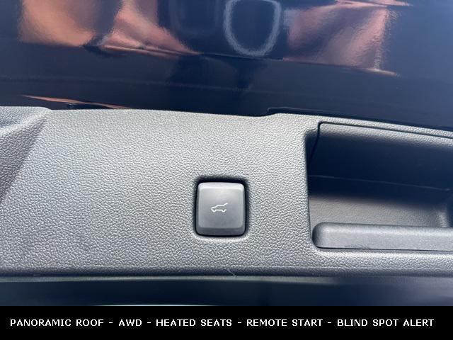 Photo of 2022 Agate Black Metallic Ford Escape