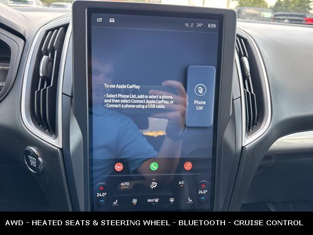 Photo of 2023 Agate Black Metallic Ford Edge