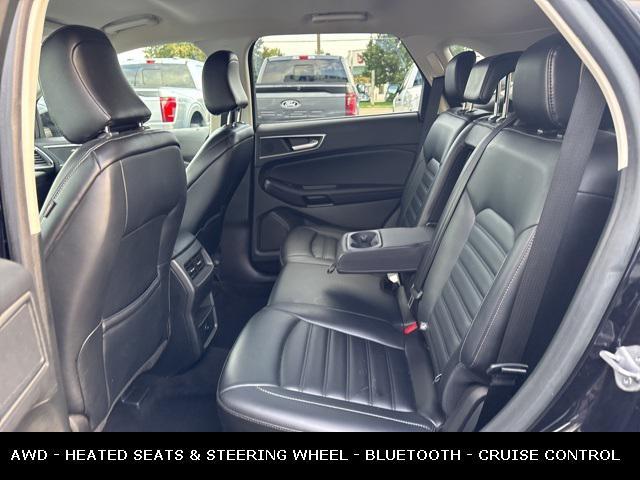 Photo of 2023 Agate Black Metallic Ford Edge