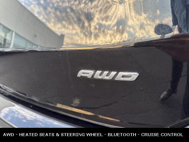Photo of 2023 Agate Black Metallic Ford Edge