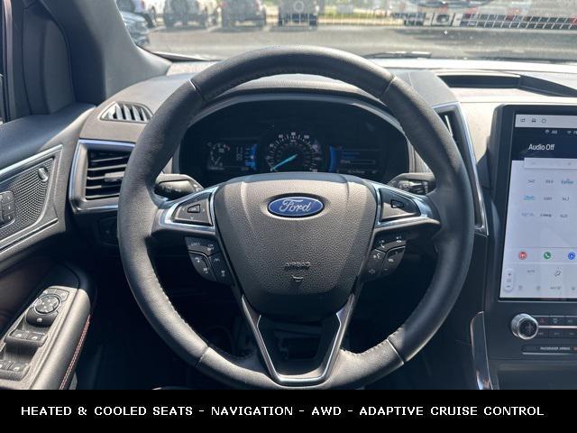 Photo of 2022 Iconic Silver Metallic Ford Edge