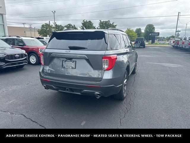 Photo of 2023 Carbonized Gray Metallic Ford Explorer