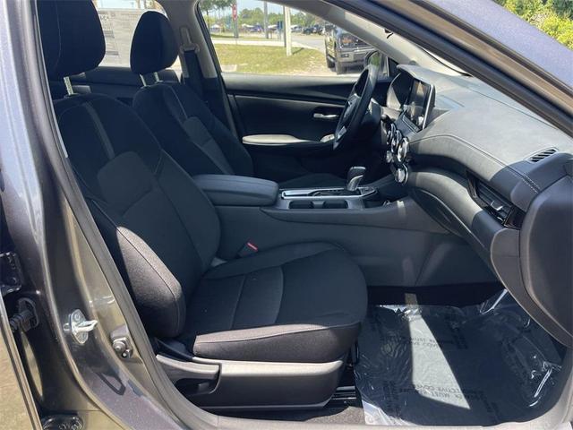 Photo of 2025 Gun Metallic Nissan Sentra