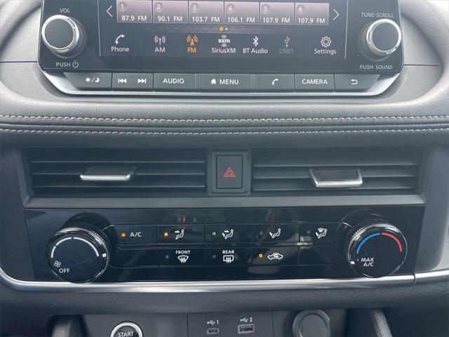 Photo of 2023 Scarlet Ember Tintcoat Nissan Rogue