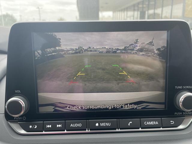 Photo of 2025 Everest White Pearl Nissan Rogue