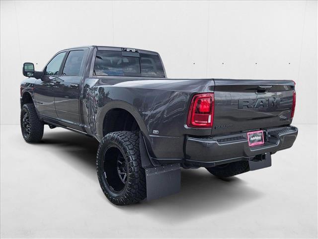 Photo of 2025 Granite Crystal Metallic Clearcoat RAM 3500