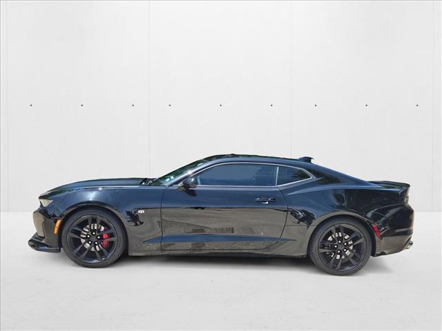 Photo of 2021 Black Chevrolet Camaro
