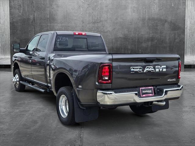 Photo of 2025 Granite Crystal Metallic Clearcoat RAM 3500