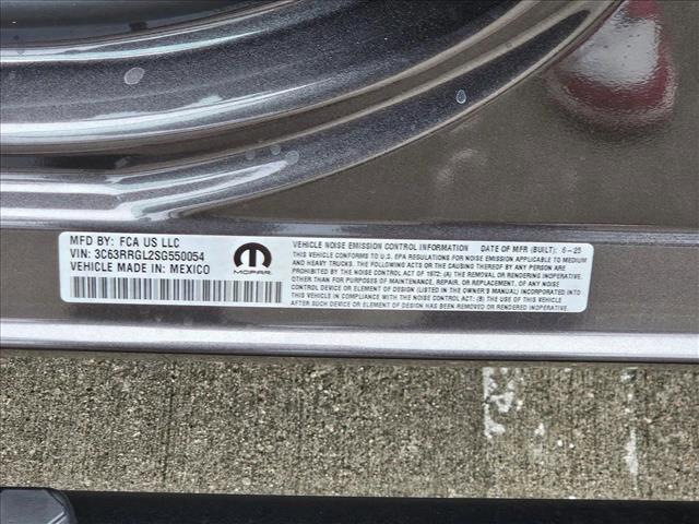 Photo of 2025 Granite Crystal Metallic Clearcoat RAM 3500