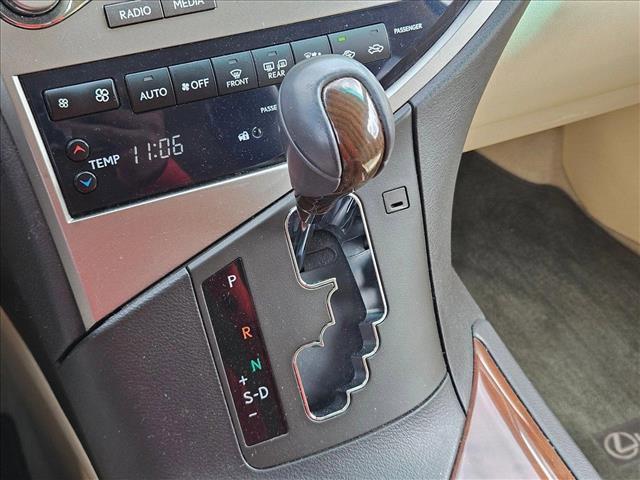 Photo of 2015 Satin Cashmere Metallic Lexus RX 350