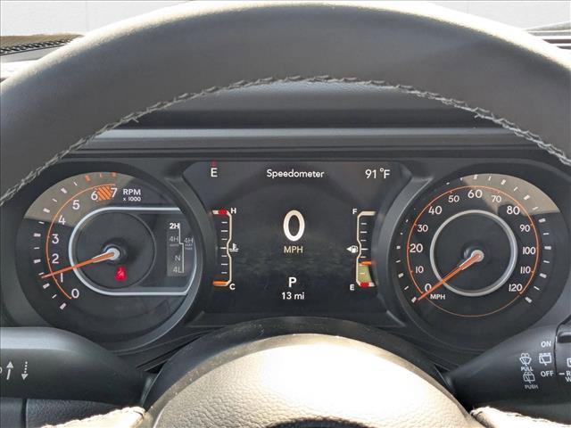 Photo of 2025 Bright White Clearcoat Jeep Wrangler