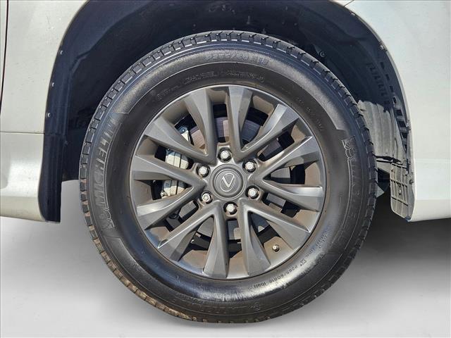 Photo of 2023 Eminent White Pearl Lexus GX 460