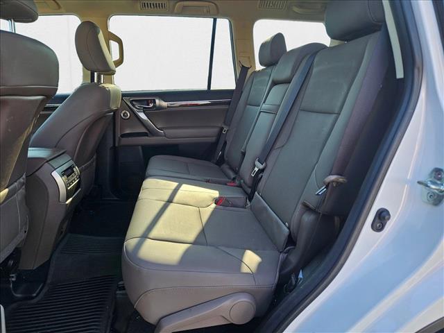 Photo of 2023 Eminent White Pearl Lexus GX 460