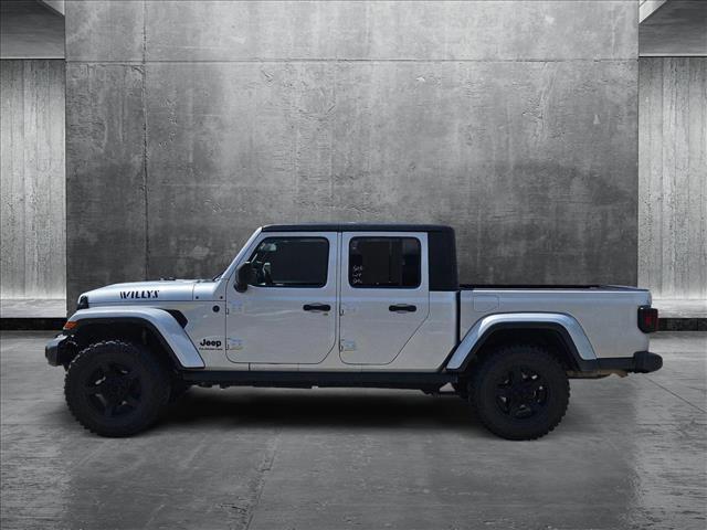Photo of 2022 Silver Zynith Clearcoat Jeep Gladiator