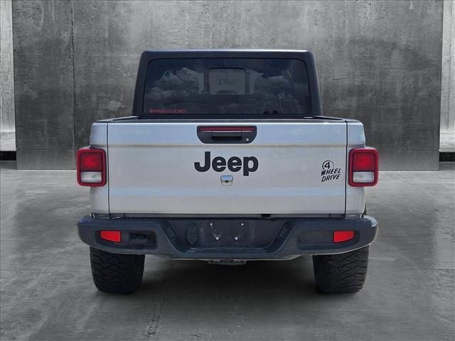 Photo of 2022 Silver Zynith Clearcoat Jeep Gladiator