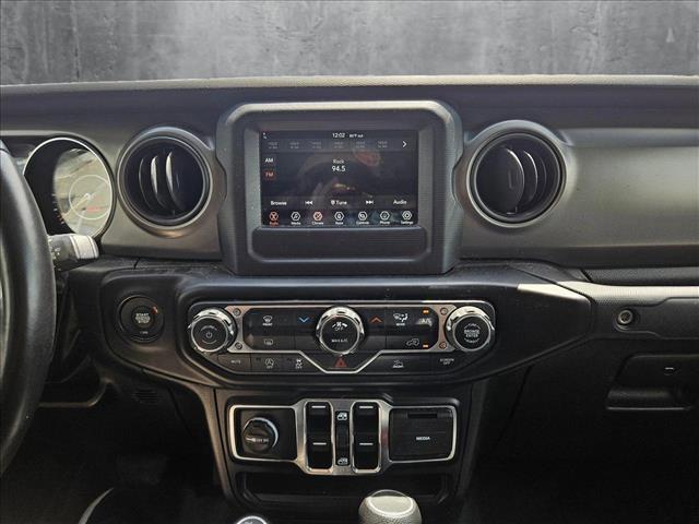 Photo of 2022 Silver Zynith Clearcoat Jeep Gladiator