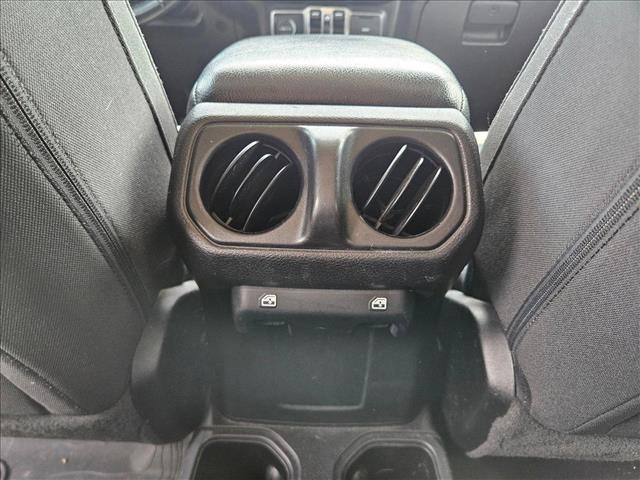 Photo of 2022 Silver Zynith Clearcoat Jeep Gladiator