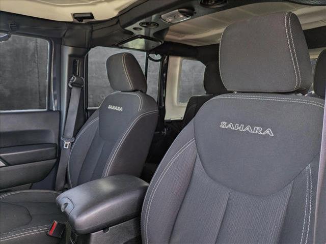 Photo of 2017 Rhino Clearcoat Jeep Wrangler Unlimited