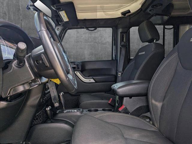 Photo of 2017 Rhino Clearcoat Jeep Wrangler Unlimited