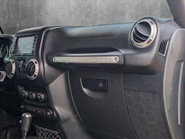 Photo of 2017 Rhino Clearcoat Jeep Wrangler Unlimited