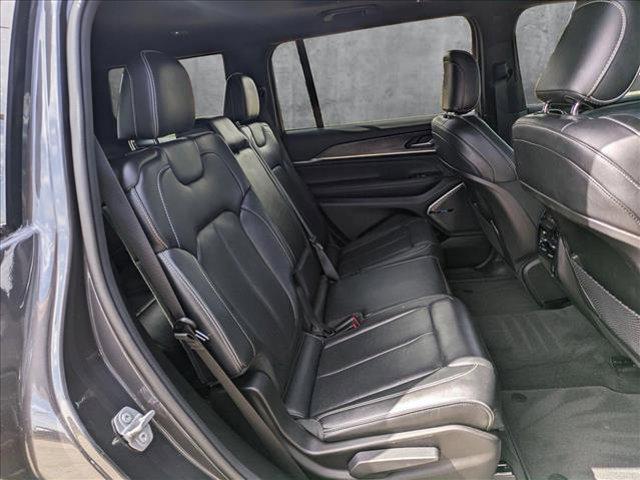 Photo of 2022 Baltic Gray Metallic Clearcoat Jeep Grand Cherokee L