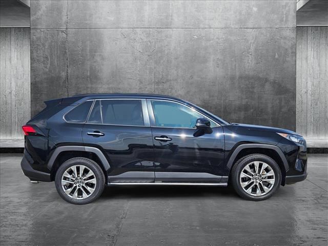 Photo of 2019 Midnight Black Metallic Toyota RAV4