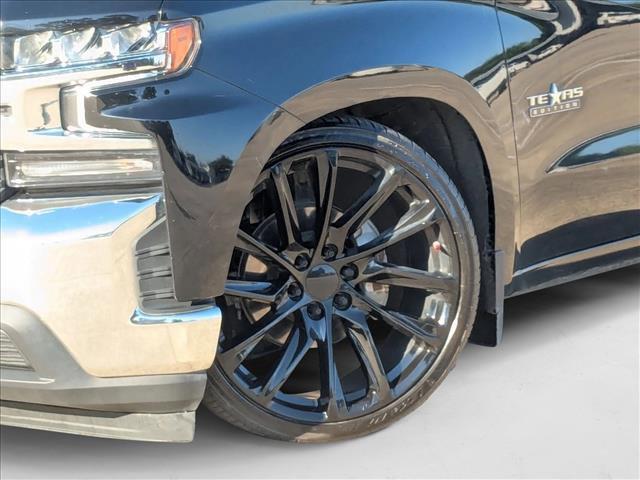 Photo of 2021 Black Chevrolet Silverado 1500