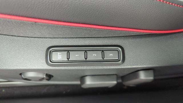 Photo of 2025 Moonstone Gray Volkswagen Golf GTI