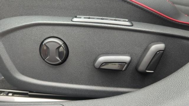 Photo of 2025 Moonstone Gray Volkswagen Golf GTI