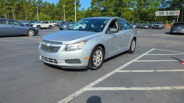 Photo of 2013 Silver Ice Metallic Chevrolet Cruze