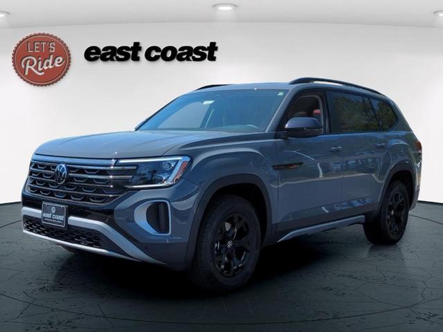 Photo of 2025 Pure Gray Volkswagen Atlas