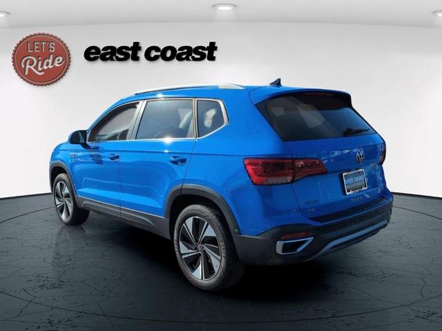 Photo of 2024 Cornflower Blue Volkswagen Taos