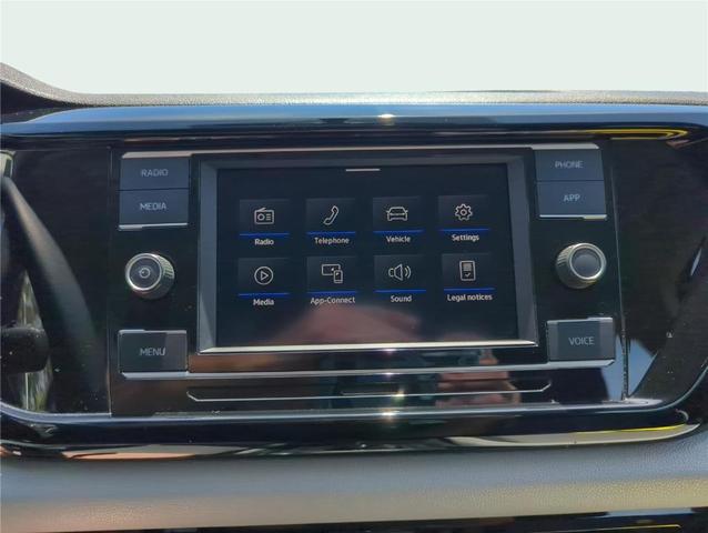 Photo of 2022 Deep Black Pearl Effect Volkswagen Taos