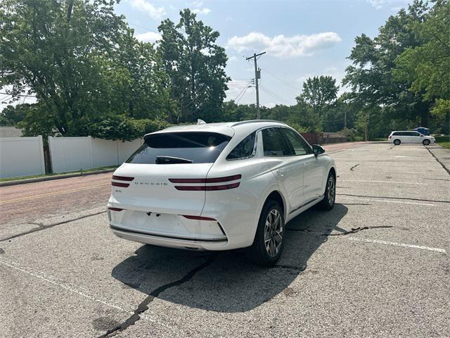 Photo of 2026 Uyuni White Genesis Electrified GV70