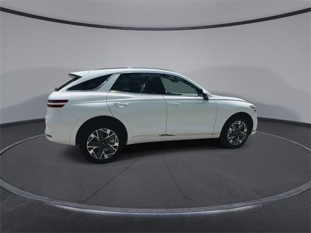 Photo of 2026 Uyuni White Genesis Electrified GV70