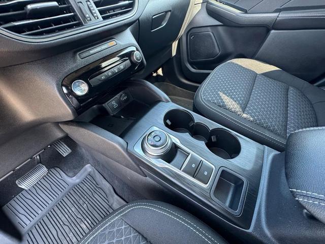 Photo of 2023 Cinnabar Red Ford Escape