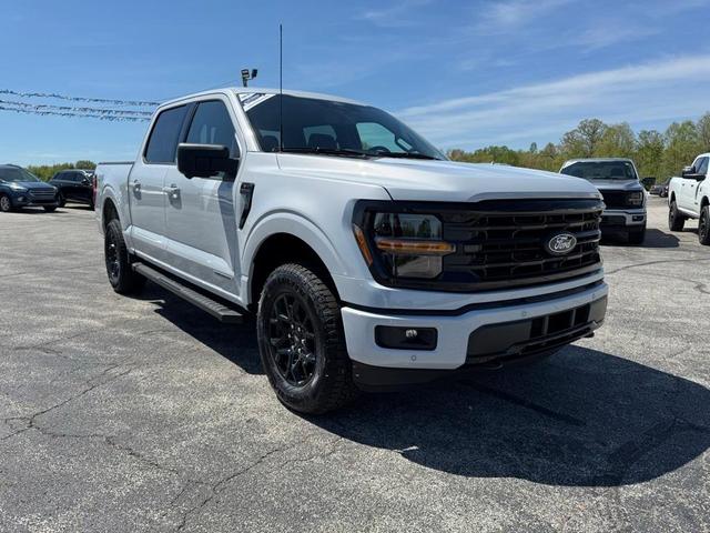 Photo of 2025 White Metallic Ford F-150
