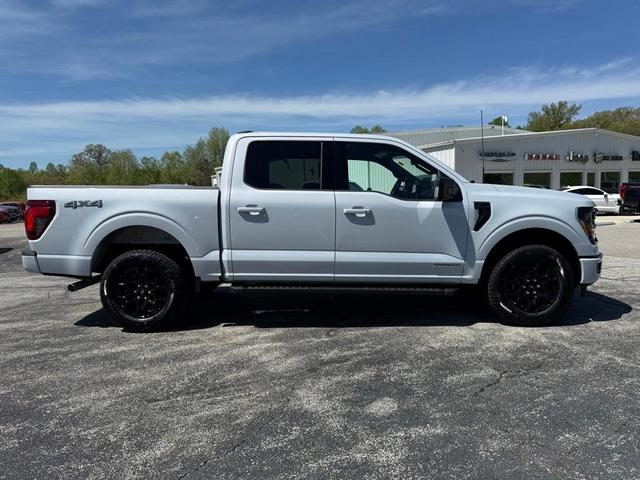 Photo of 2025 White Metallic Ford F-150