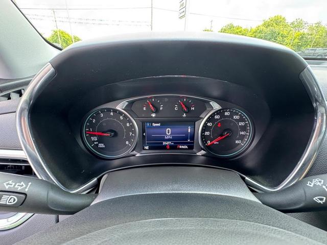 Photo of 2022 Gray Chevrolet Equinox