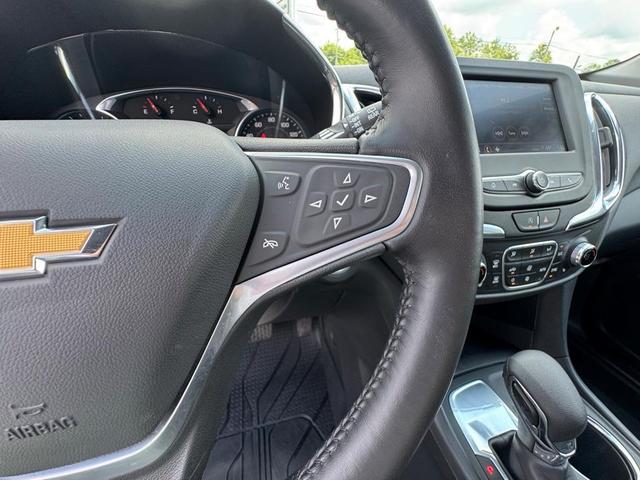 Photo of 2022 Gray Chevrolet Equinox