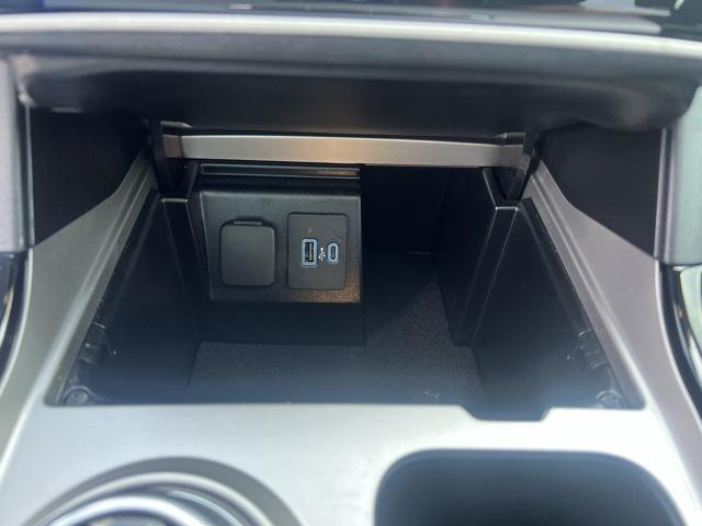 Photo of 2022 Black Ford Explorer