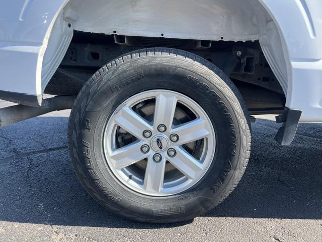 Photo of 2022 Oxford White Ford F-150