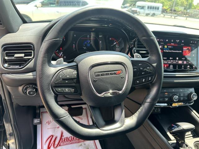 Photo of 2022 DB Black Crystal Clearcoat Dodge Durango