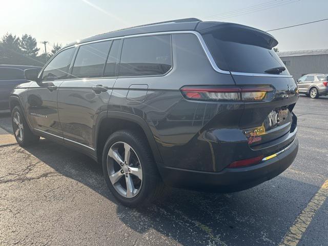 Photo of 2021 Baltic Gray Metallic Clearcoat Jeep Grand Cherokee L