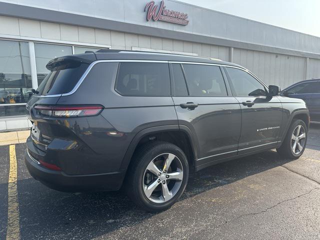 Photo of 2021 Baltic Gray Metallic Clearcoat Jeep Grand Cherokee L