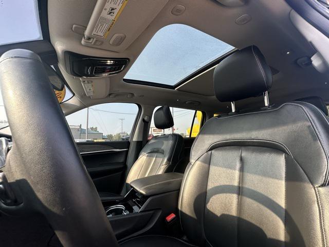 Photo of 2021 Baltic Gray Metallic Clearcoat Jeep Grand Cherokee L