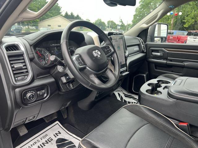 Photo of 2024 Granite Crystal Metallic Clearcoat RAM 2500